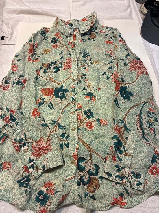 Pilcro Tops - Pilcro Floral Long Sleeve Button Down Shirt Size M